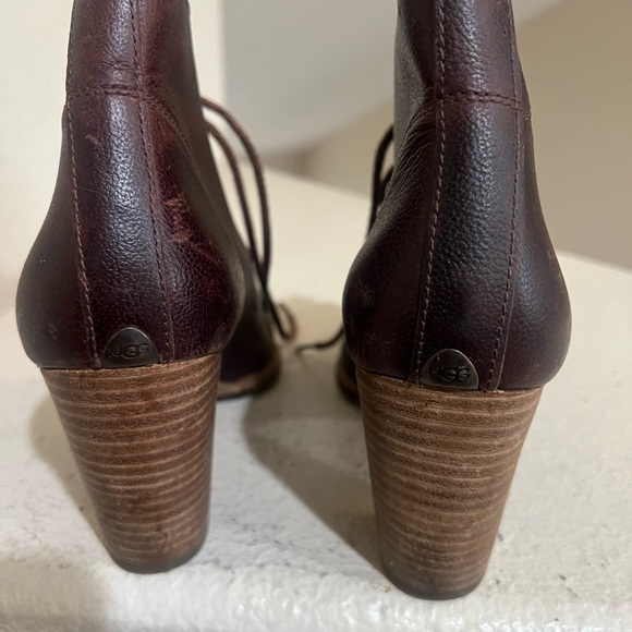 UGG Womens Size7W Brown Leather Lace Up Ankle Booties Fashion‎ Boots - Picture 4 of 11